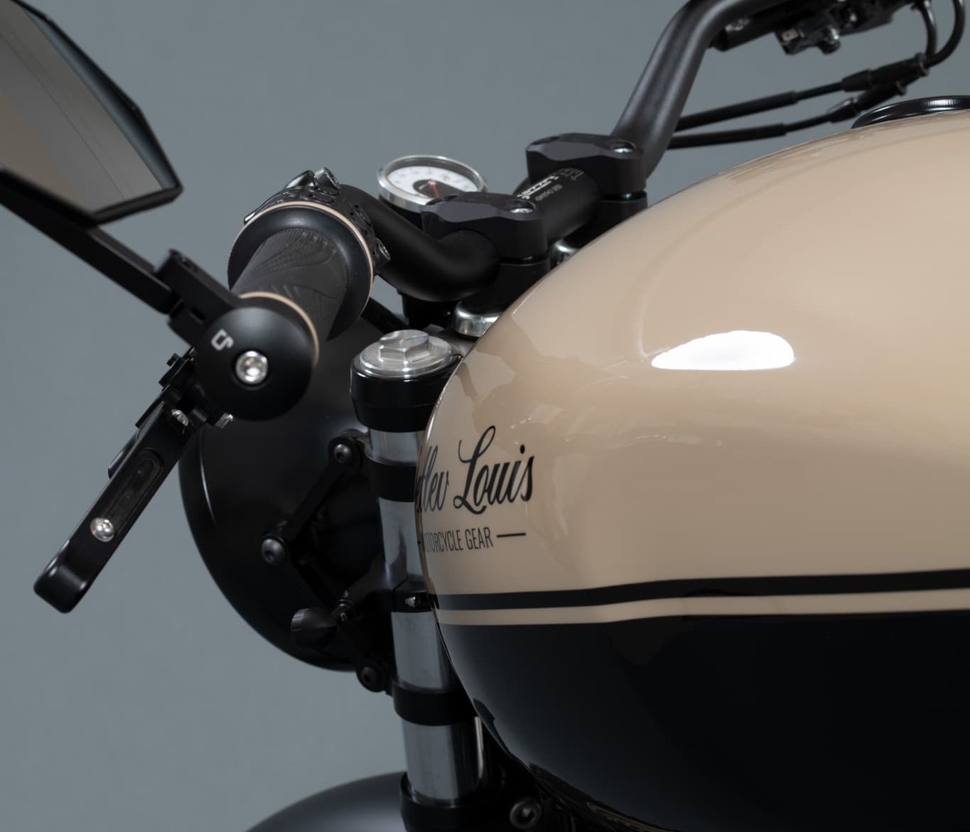 Louis Bike Specials – Triumph T100 DL