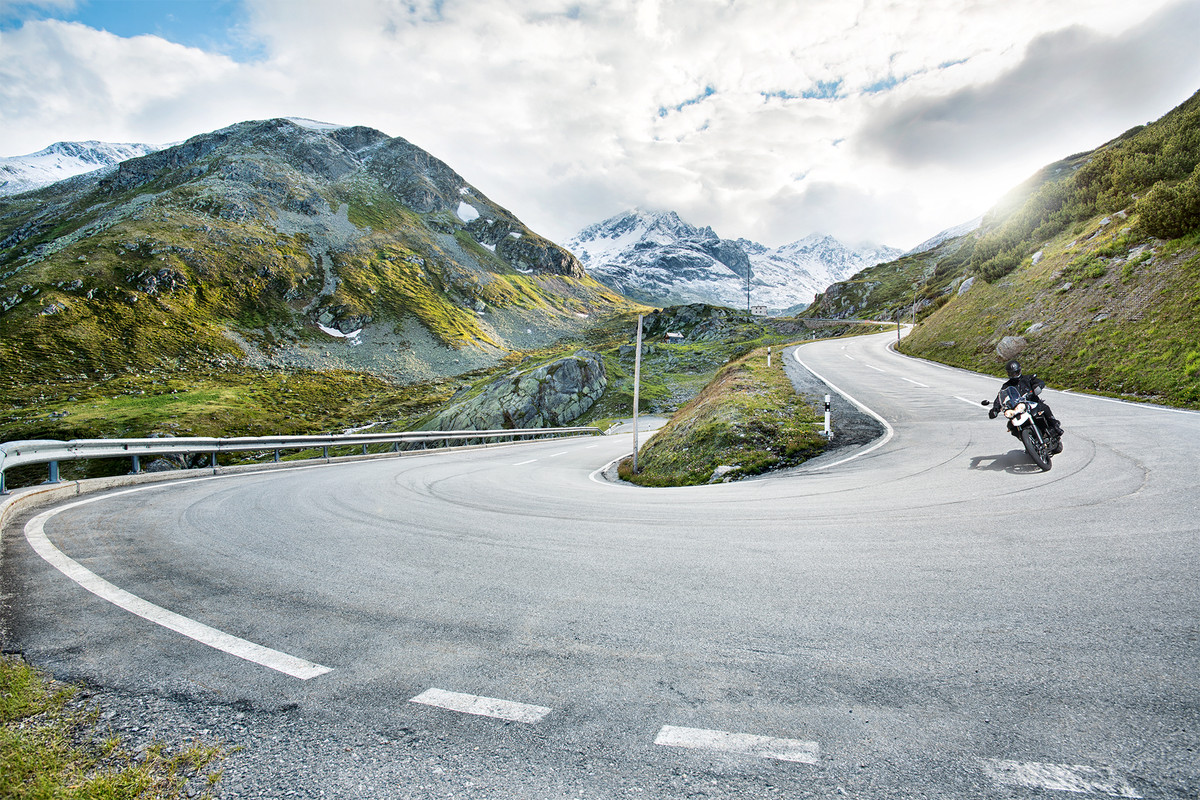 Motorradtour Schweizer Alpen | Louis 🏍