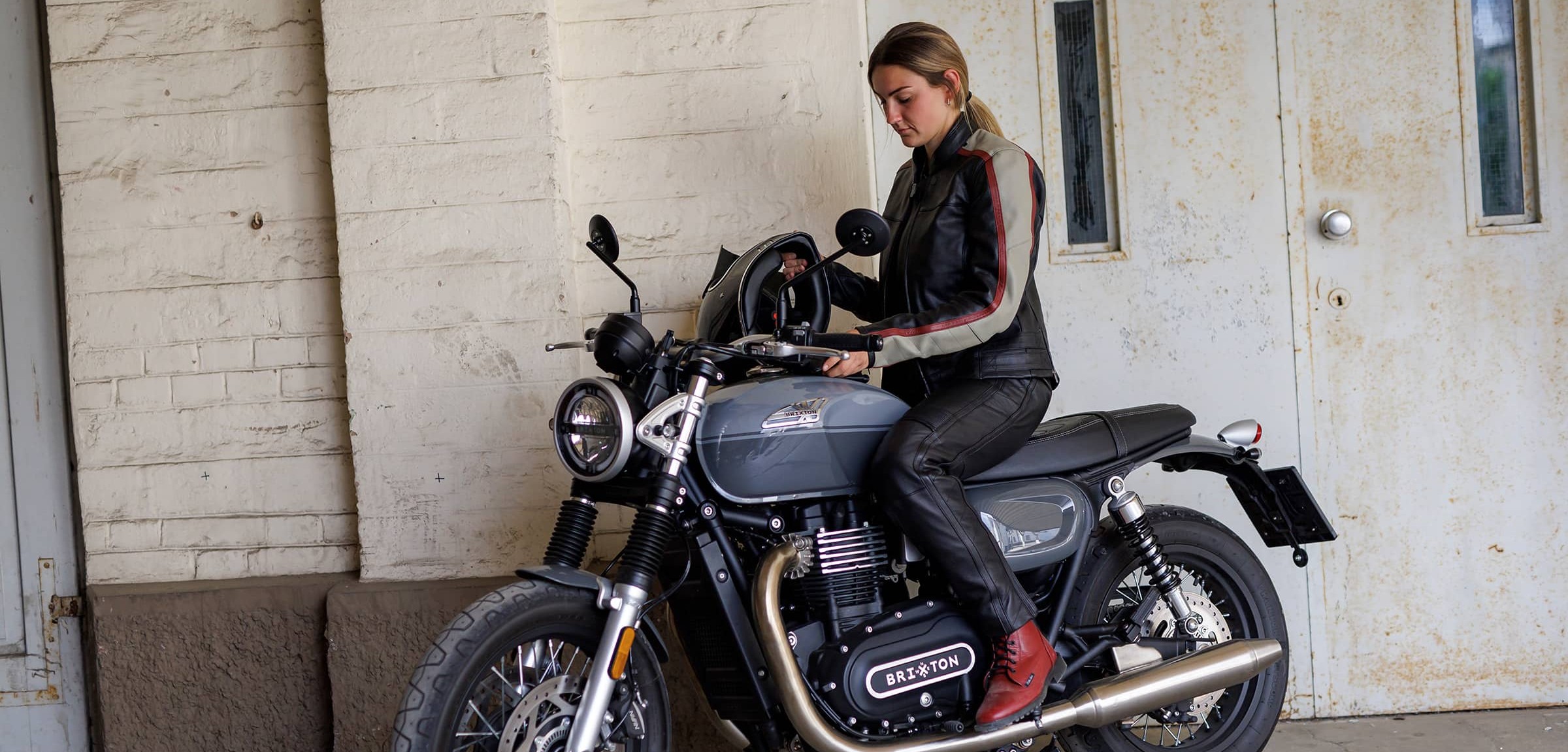 Pantalons moto femme - cuir et textile - été et hiver