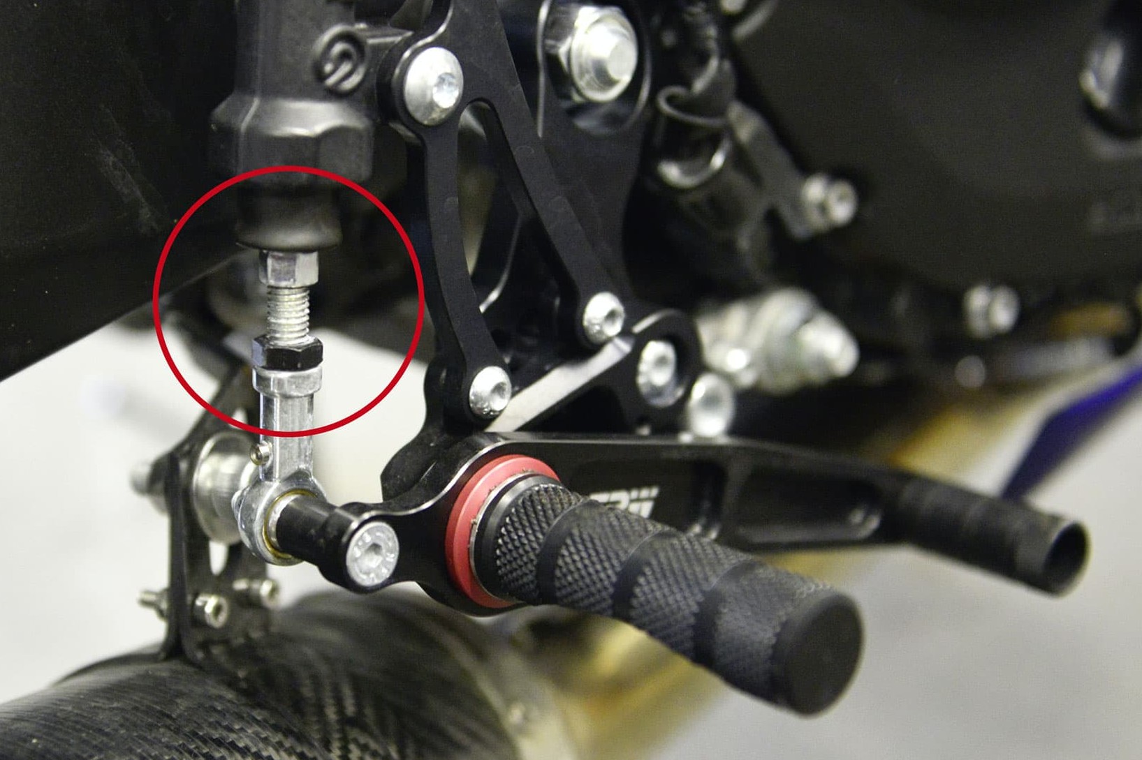 Adjustment points on the rear brake pedal