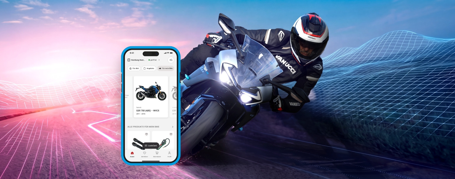 KI generiert: Motorradfahrer auf einer Yamaha in Kurvenlage, daneben ein Smartphone mit Motorrad-Angebot auf dem Bildschirm.