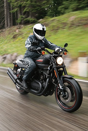 Fahrtipps - Motorradfahren im Regen