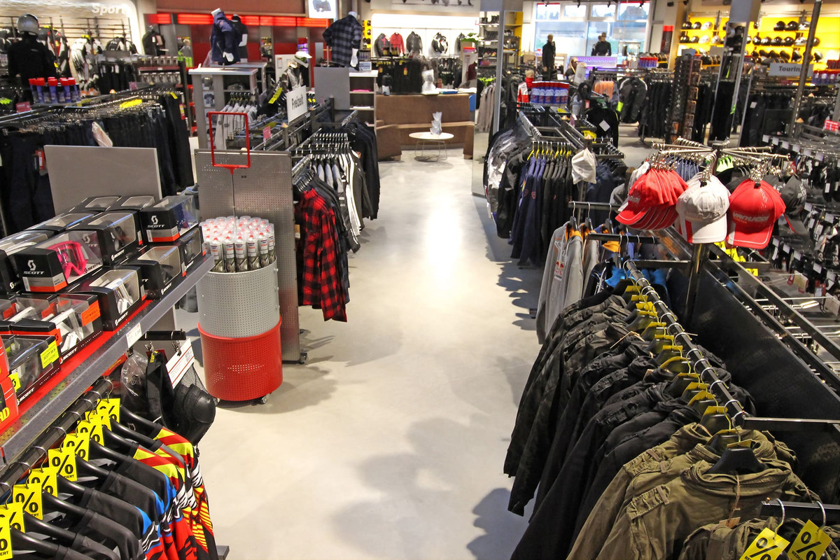 Louis Mega Shop Emsbüren Motorradbekleidung Und Motorradzubehör