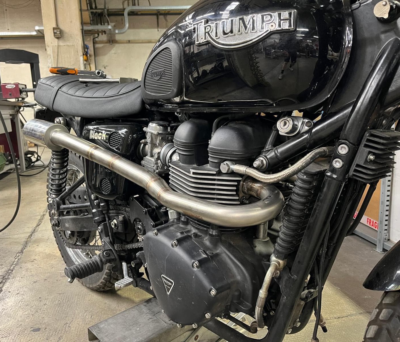 Louis Bike Specials – Triumph T100 DL