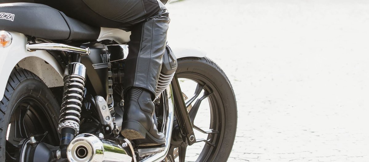 Bottes De Moto Femme Louis Moto Vetements Et Articles Techniques