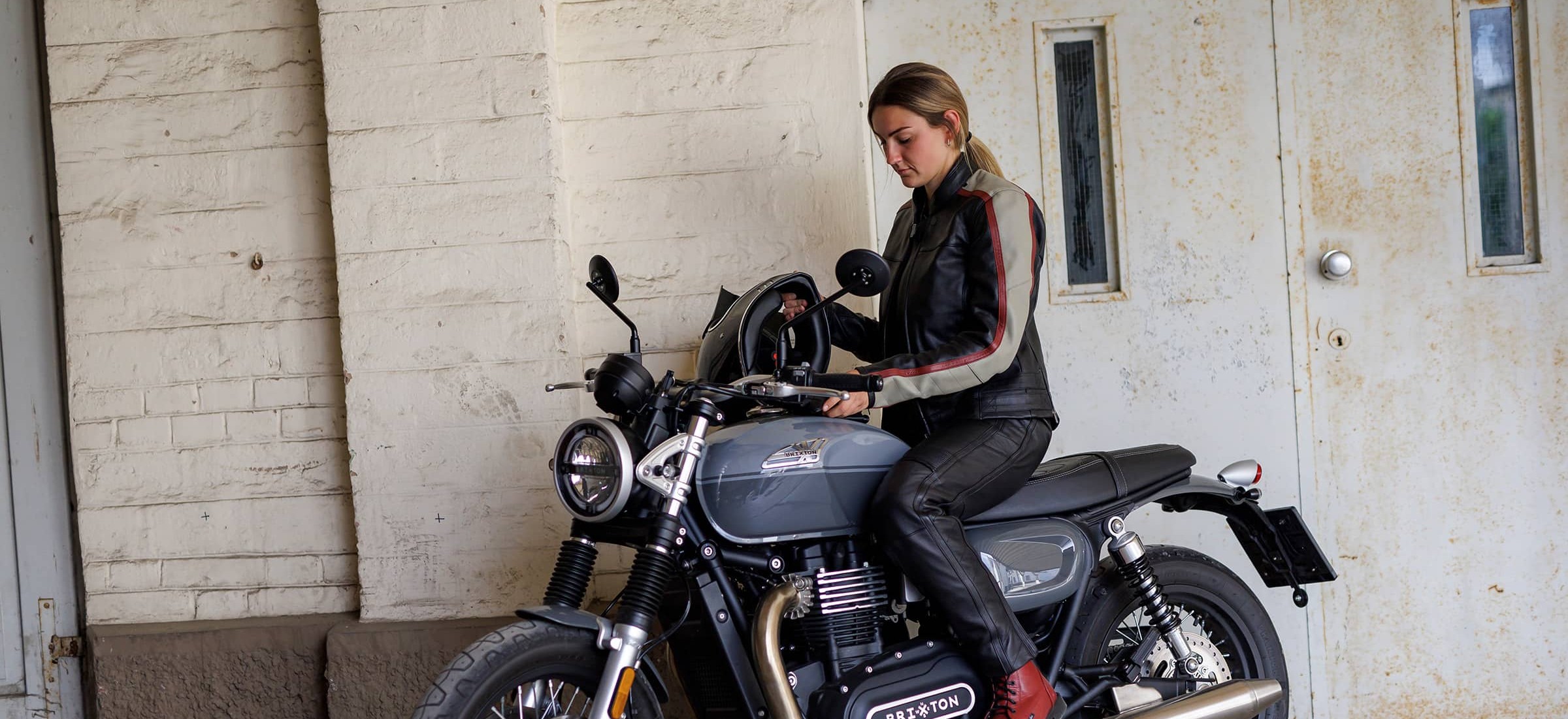 Motoradjacke für Frauen aus Leder
