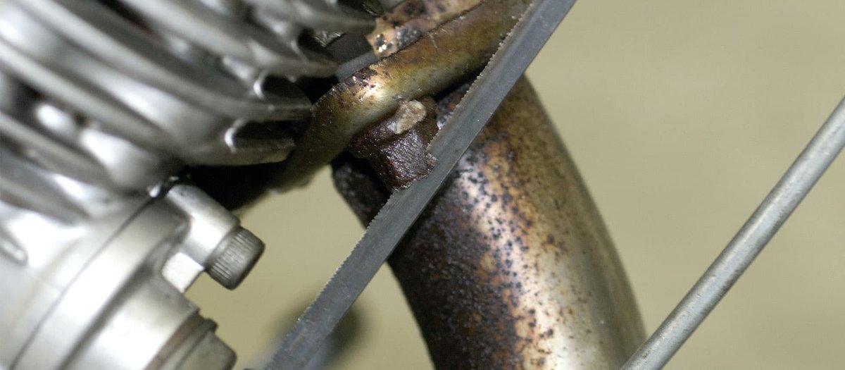 Loosening screws, repairing threads