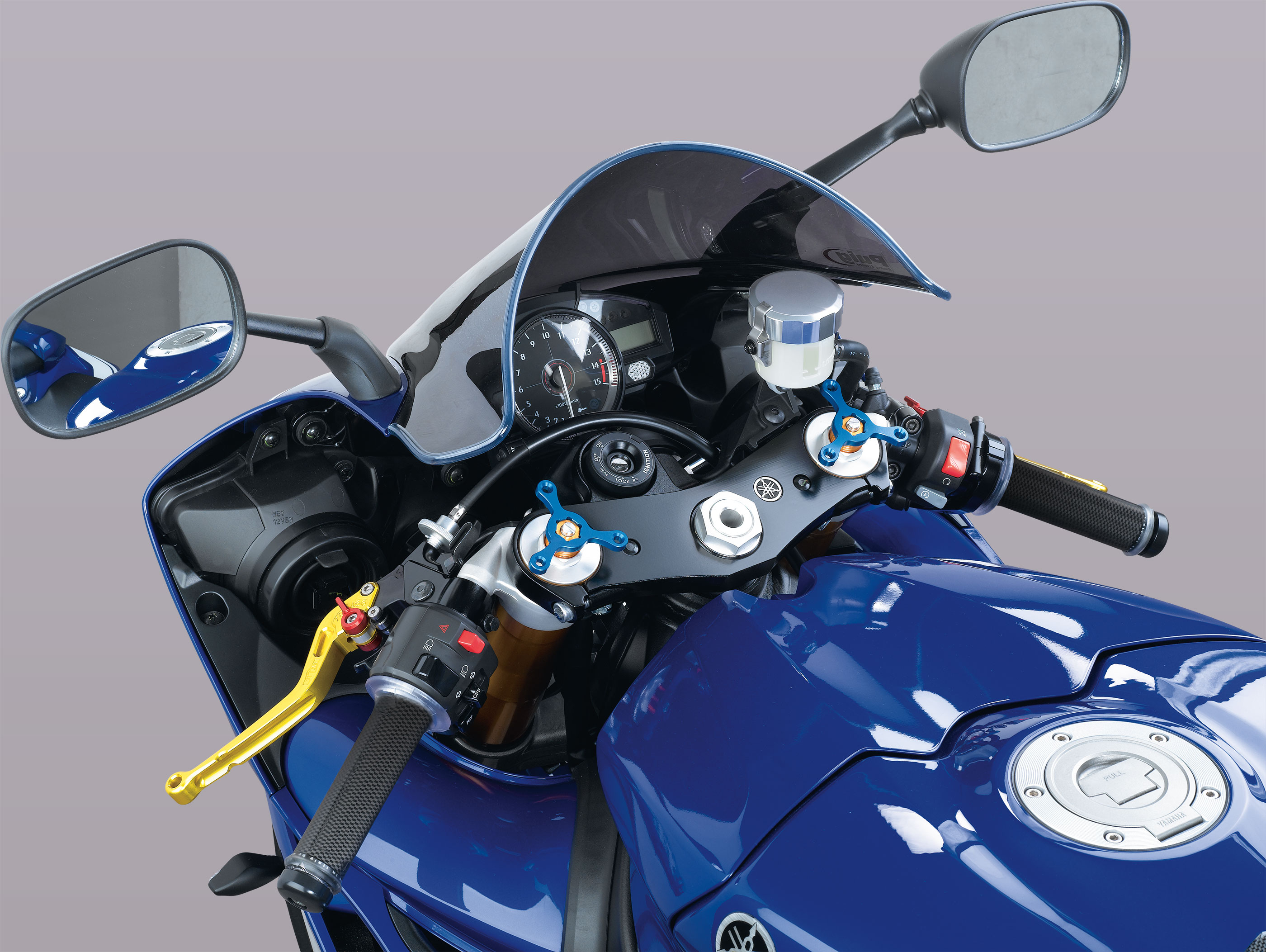 Yamaha deals r1 top