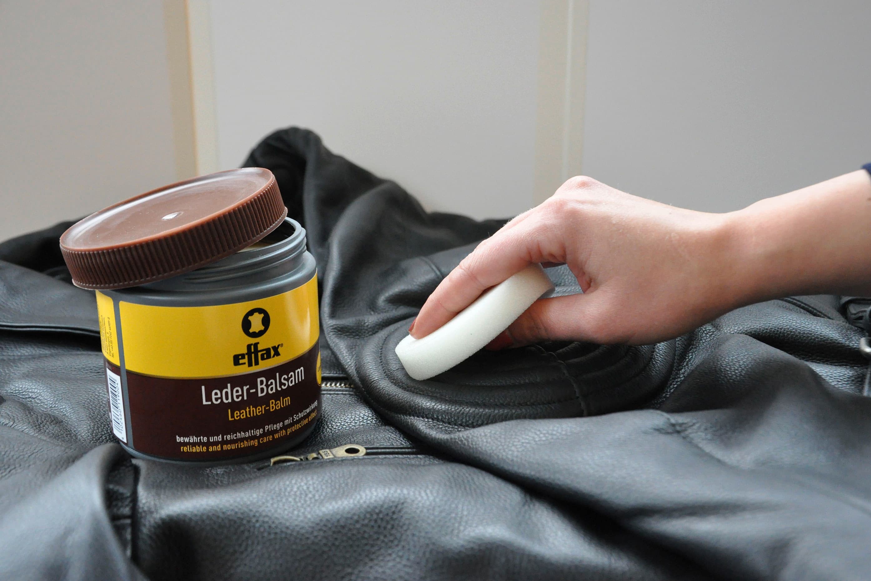 Leather care with Wax