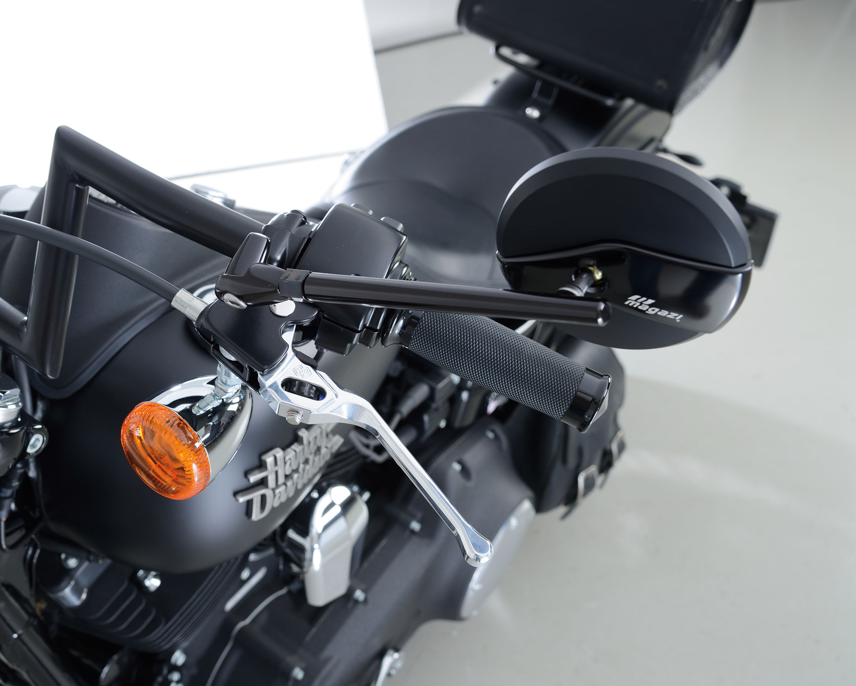 Supports Pare-Brise 49mm Pour Harley-Davidson Dyna Street Bob 2006-2017 – Fixation Rapide, Noir – Équivalent Pièce HD 57192-05A