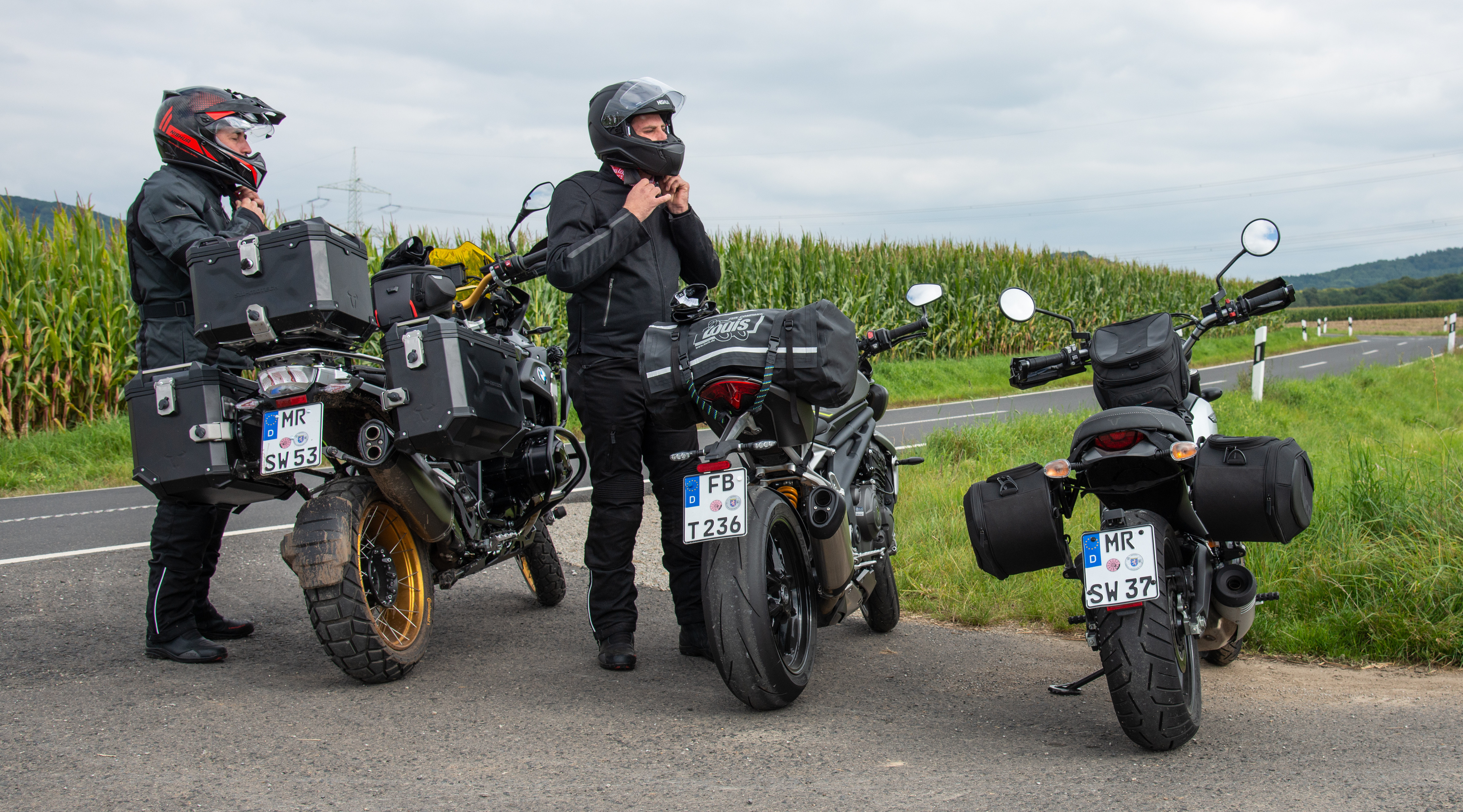 Luggage store on motorcycle