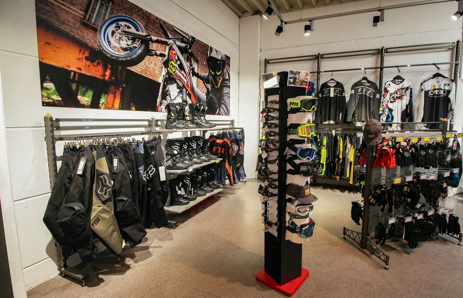 Louis Hamburg-Hammerbrook | Louis 🏍