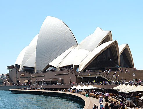 Sydney Opera – Glänzende Fassade