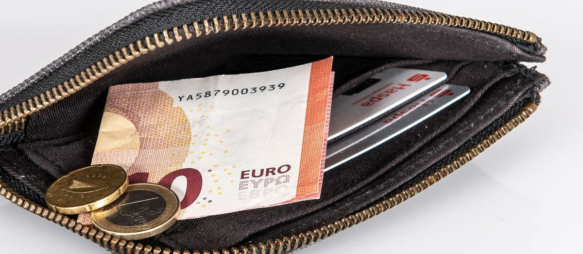 Servizio Spese Di Spedizione Extra Per Regioni Remote O Aggiornamento Corriere