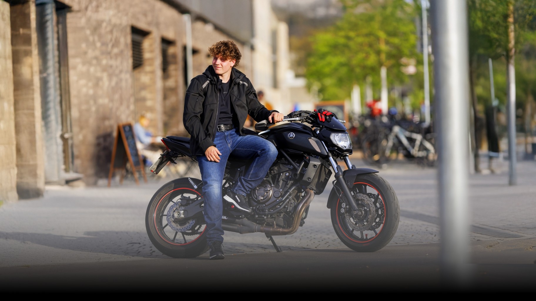 Tile Motorradbekleidung im Freizeitlook