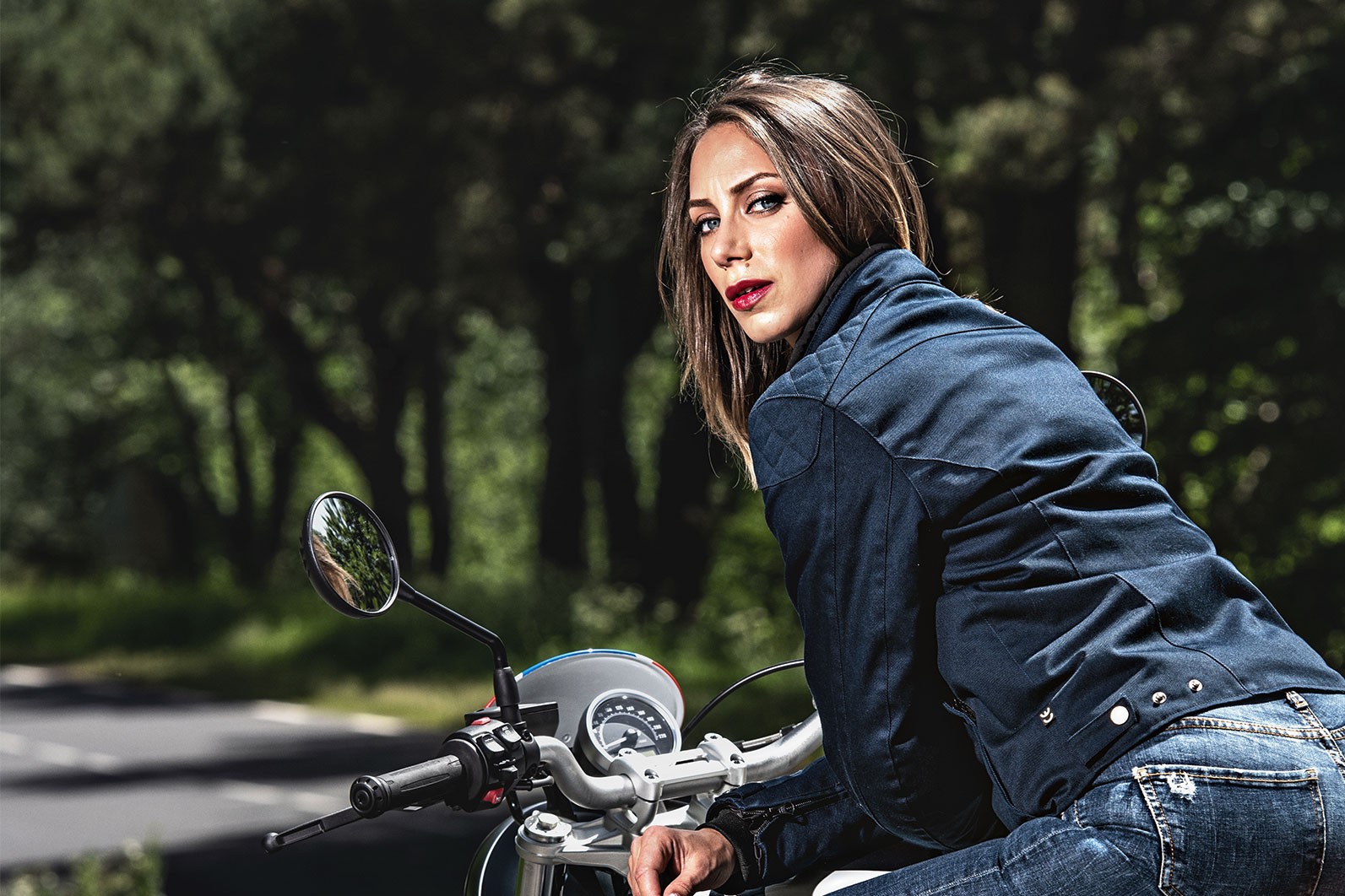 Kobiecy świat motocykli – Odzież