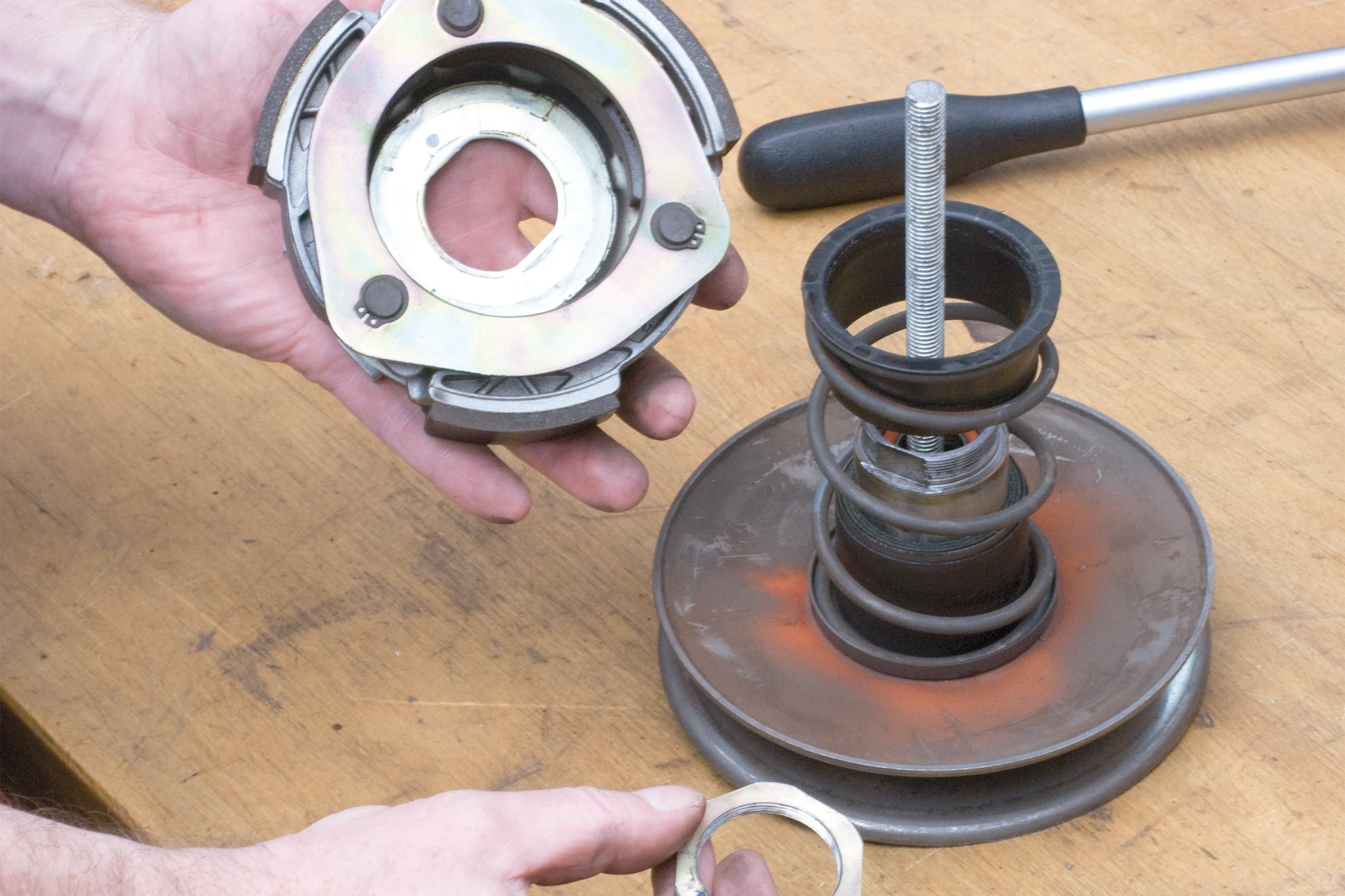 Remove the clutch from the pulley