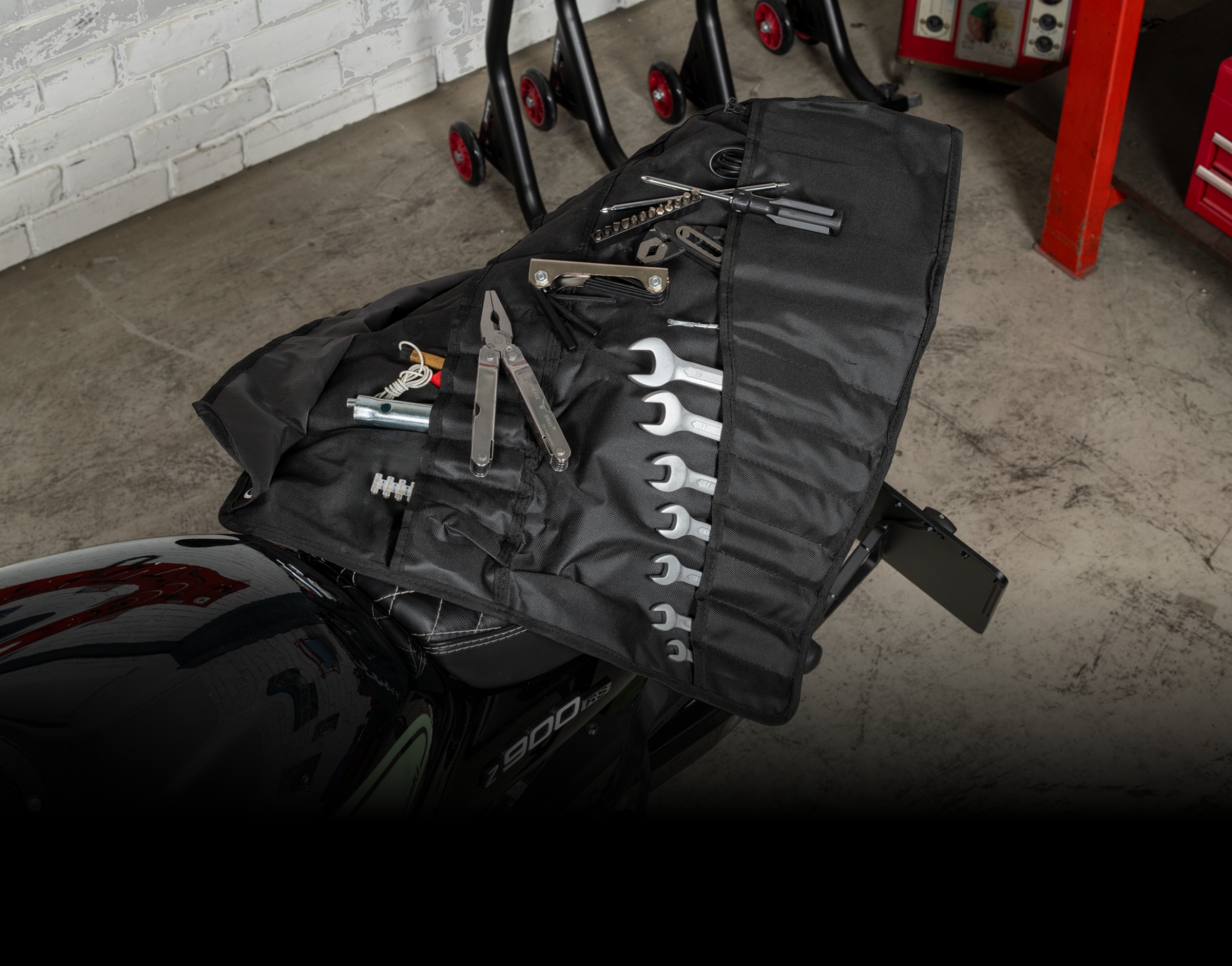 Tile Rothewald Bordwerkzeug