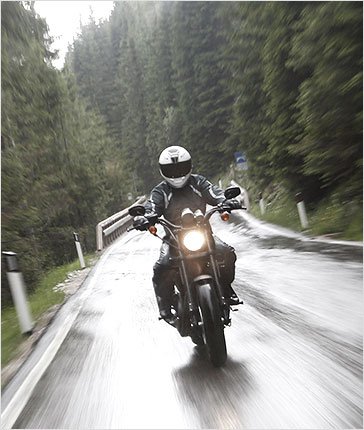 Driving tips - motorcycling in the rain