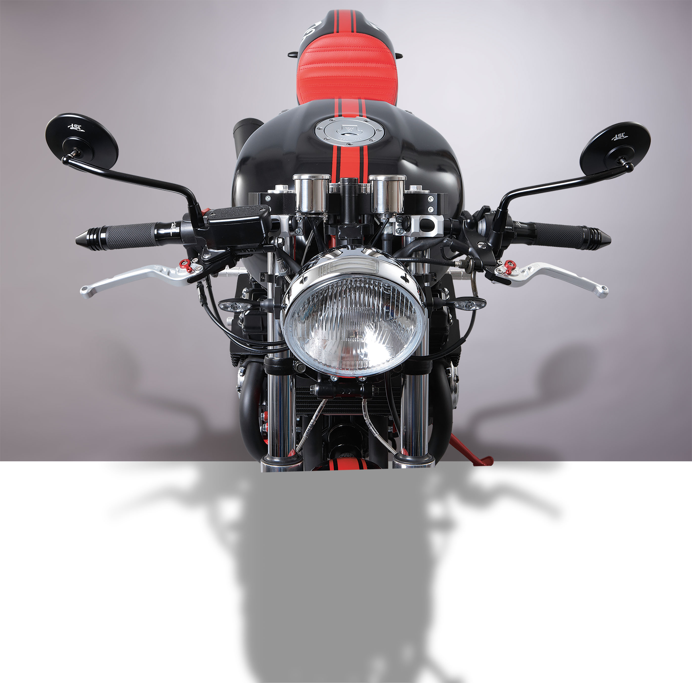 honda cb 750 transformation spéciale louis